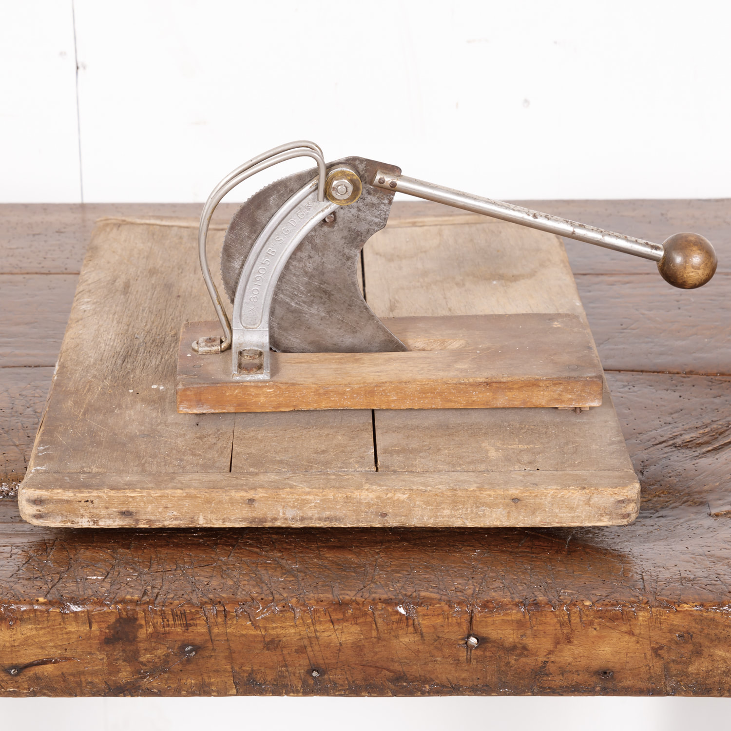 Early American Bread Slicer